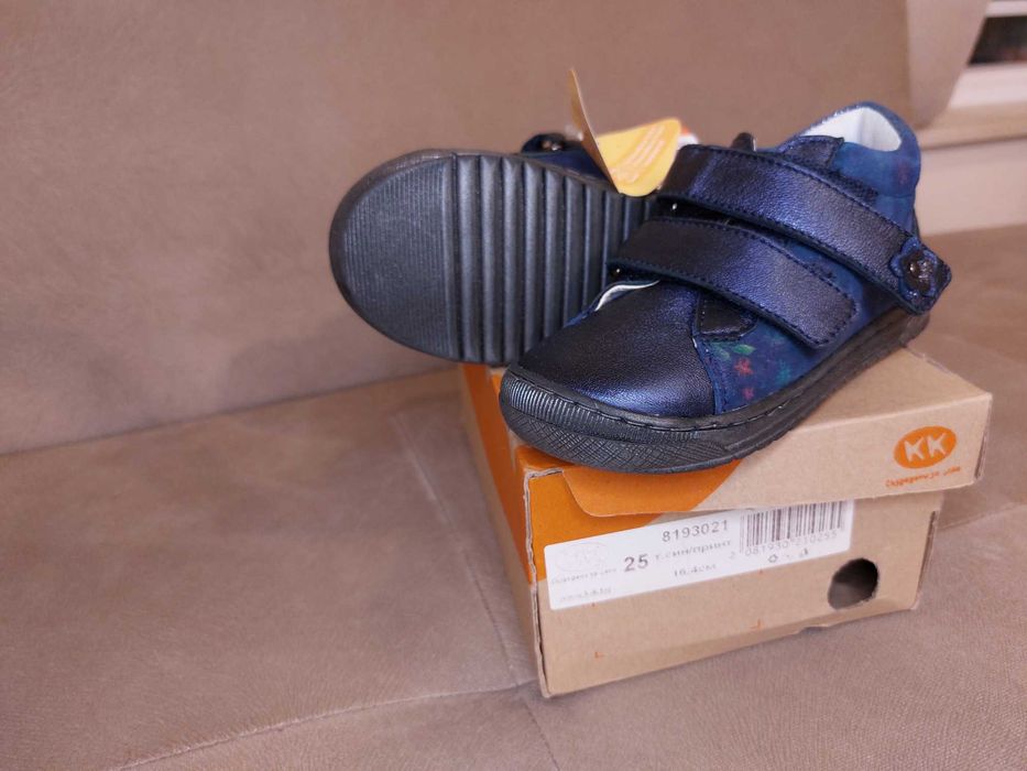 Нови детски обувки  естествена кожа Колев и Колев