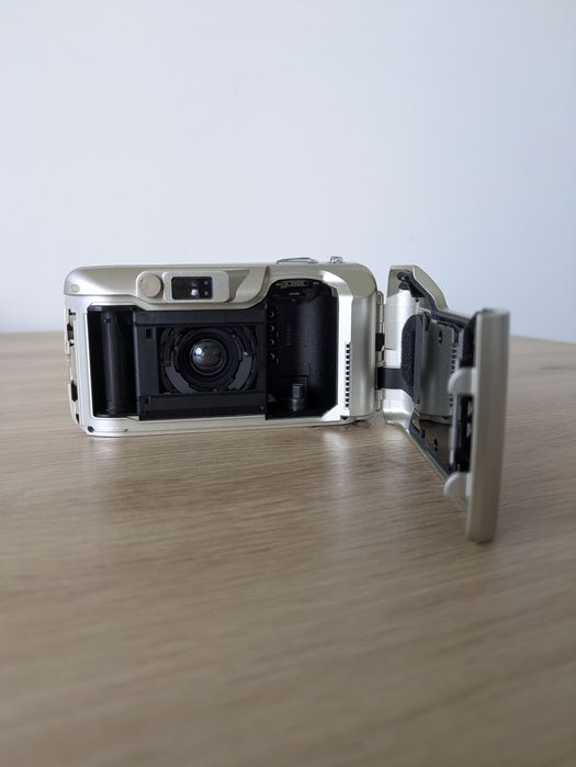 Olympus mju iii 115 All Weather - УНИКАЛНИ РЕТРО СНИМКИ Аналогов Фотоапарат в Отлично Състояние