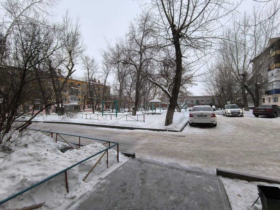 продается 2 ком кв