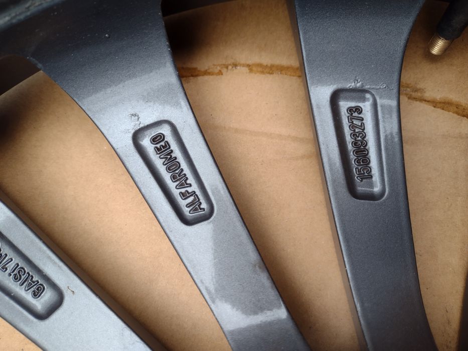 Оригинални 18-5х110 ЕТ41 7.5j Alfa Romeo Giulietta