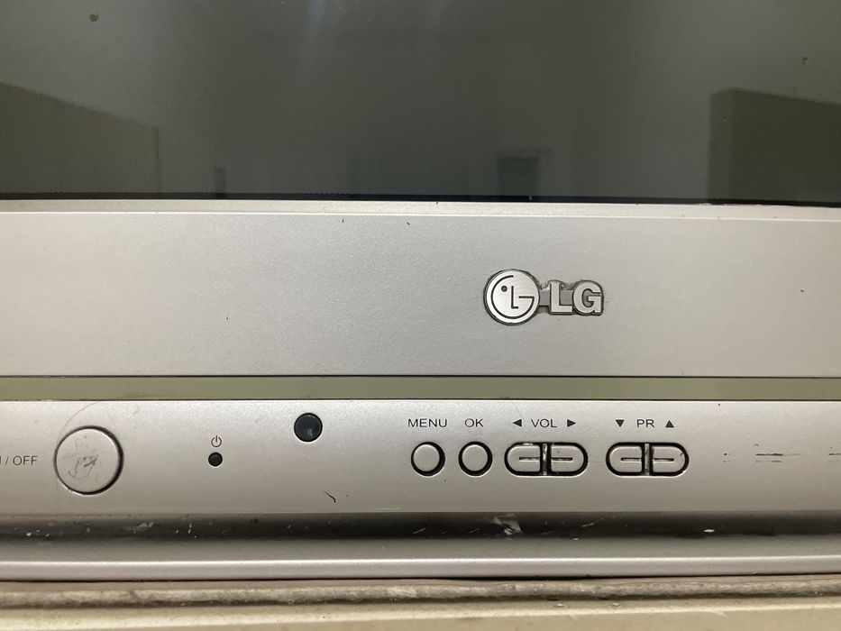 Телевизор LG кинескопный с пультом