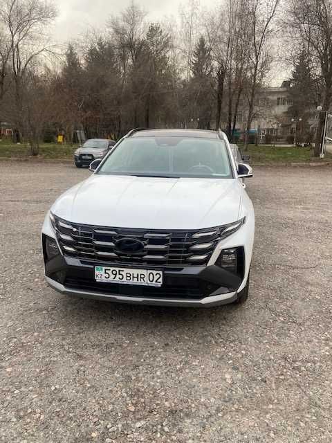 Прдам автомобиль Hyundai Tuscon