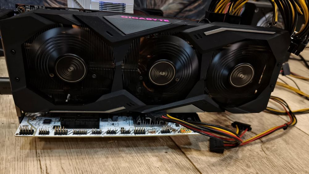 Продам видеокарту