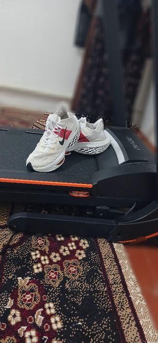 NIKE ОРИГИНАЛ ақ цветли кроссовка