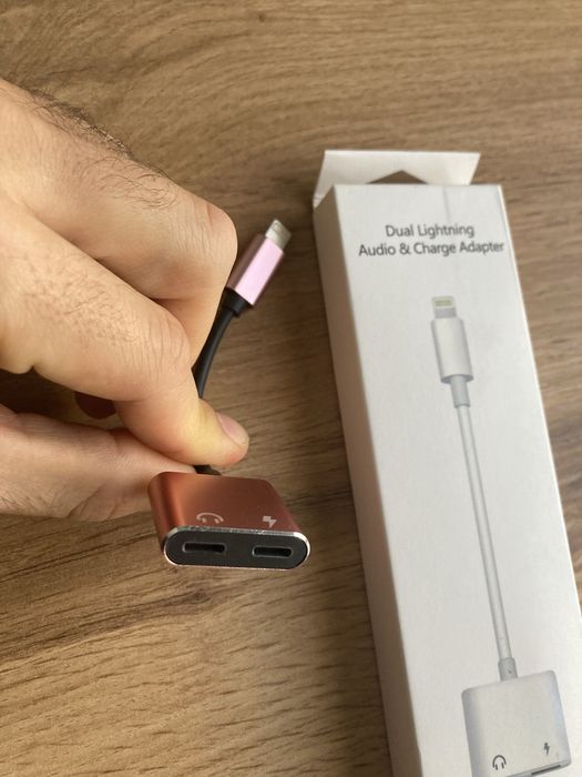 Преходних 2 в 1 - от Lightning към x2 Lightning кабел /розов