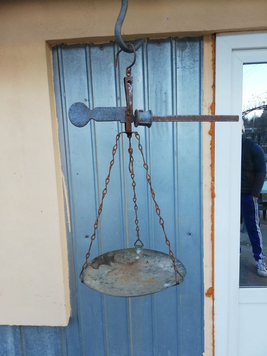 Vând balanță în stare bună