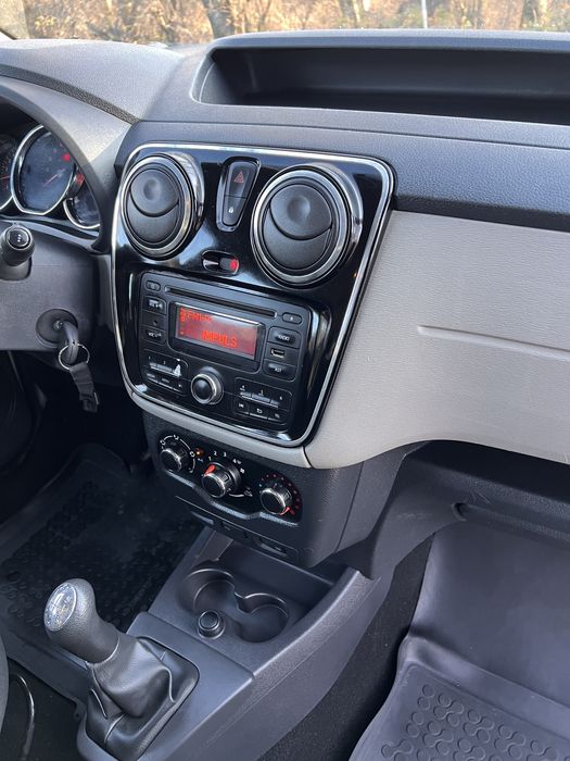 dacia dokker 2014  1.5 dci 90 cp
