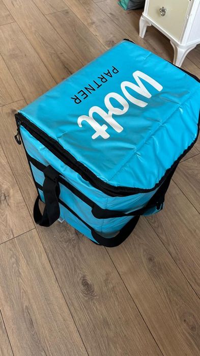 Продам термосумку Wolt