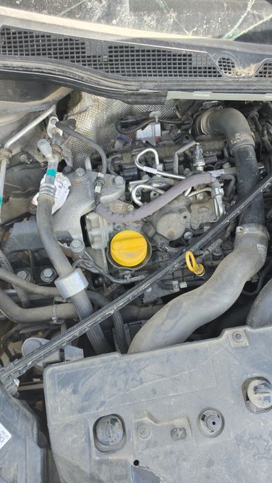 Dezmembrez Renault Captur