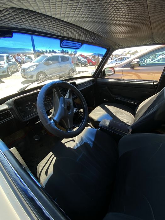 Lada jiguli 05 sotiladi