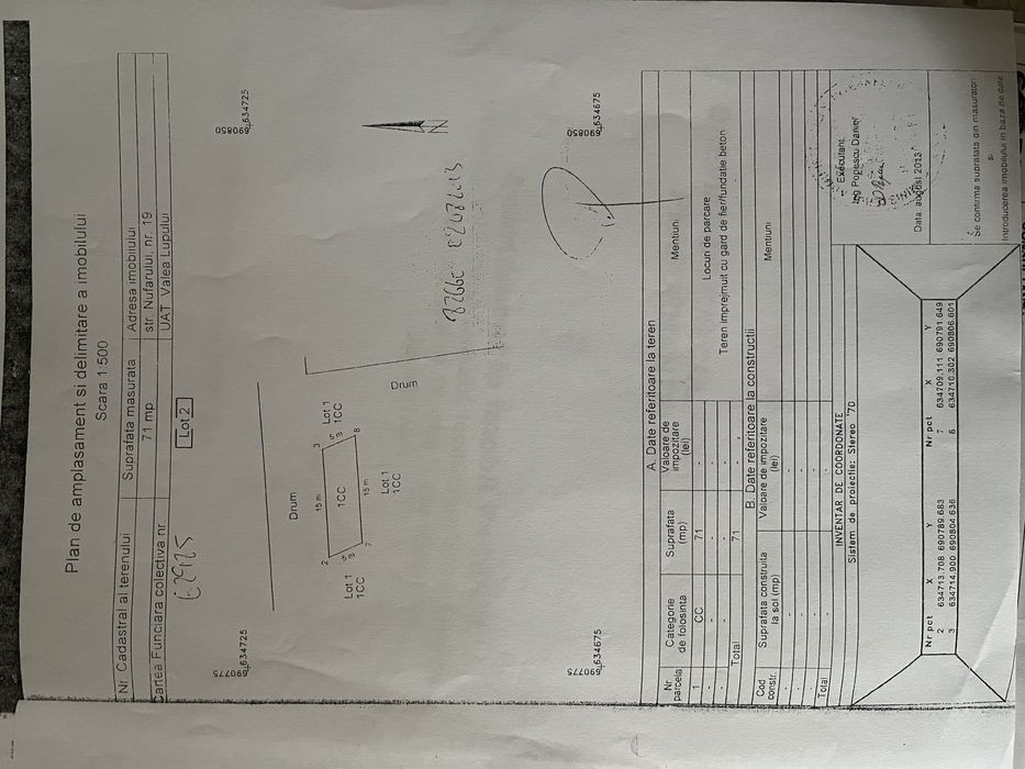 Vand apartament cu 3 camere, decomandat, etaj 1