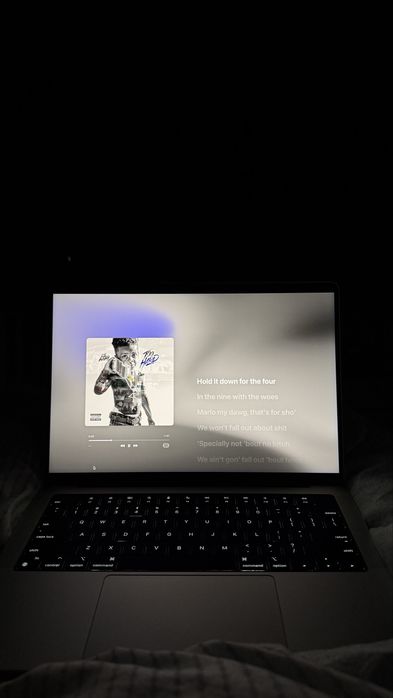MacBook Pro 14 M4