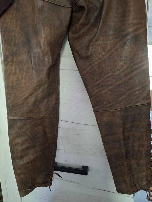Pantaloni cu bretele piele naturala