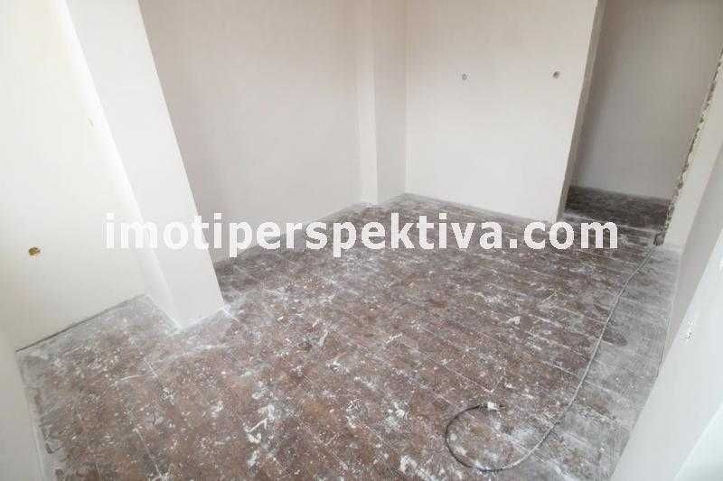 Продава се Двустаен апартамент в Пловдив, Кършияка - 70 кв.м за 1715 €/кв.м - Снимка #3