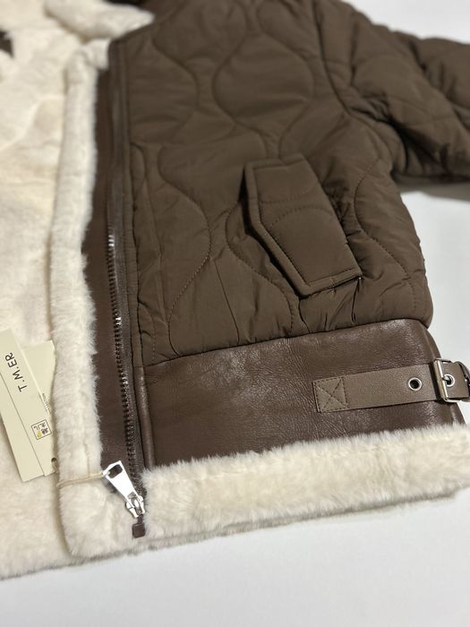 Продам детскую куртку дубленку на девочку