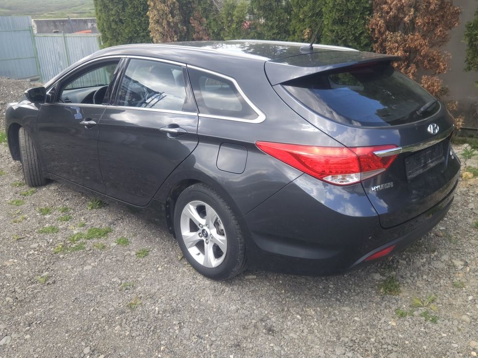 HYUNDAI i40 2013 — imagine 2