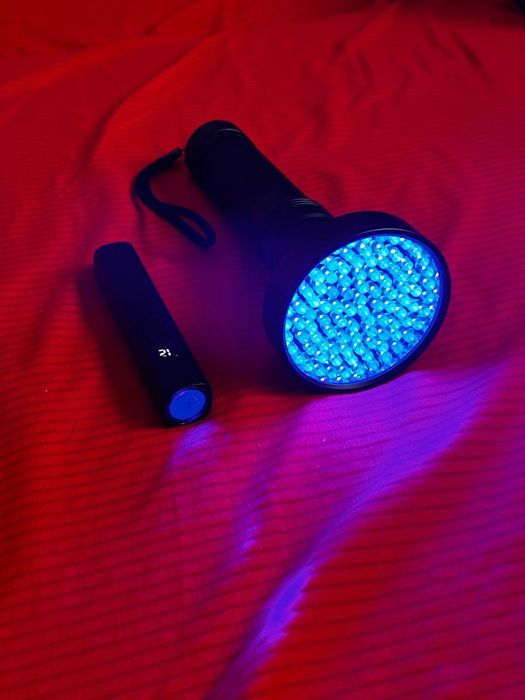 Ультрафиолетовый фонарик