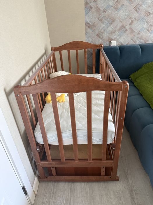 Продам детскую кровать