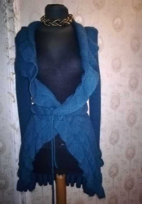 Cardigane lână pură, moale, frumos, deosebit