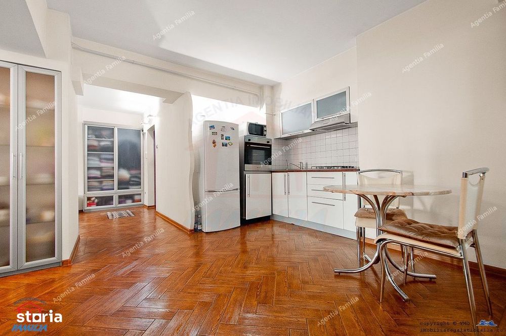 Vanzare apartament cu 4 camere, Faleza bloc Pescarus, etaj 1, sup.135