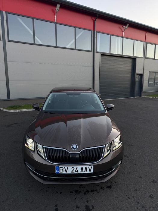 SKODA Octavia 2018 — imagine 3