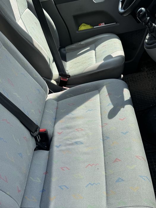 Volkswagen Transporter 2004 diesel, 4.258 € — imagine 5