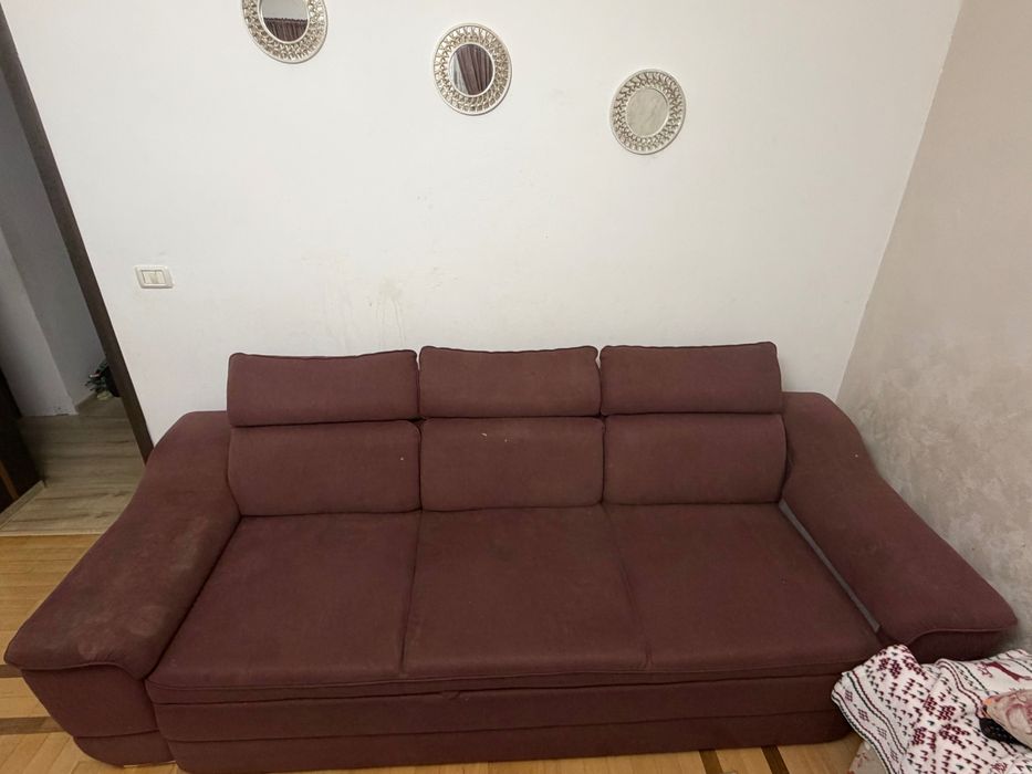 De vanzarea canapea!