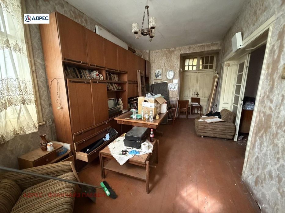 Къща в Плевен-Широк център площ 84 цена 309000