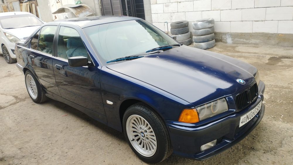 BMW e36 m43b18 sedan