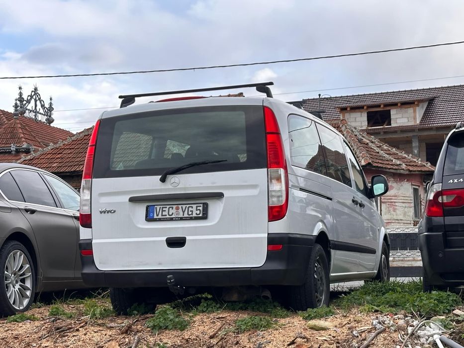 Vând Mercedes vito motor 3.0 cdi an 2008 adus recent