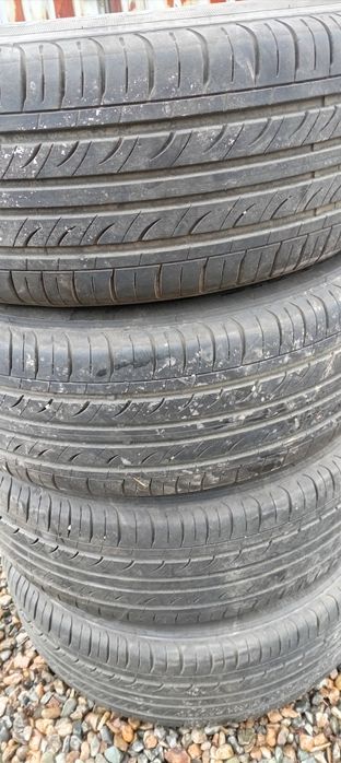 Продам комплект шин с дисками