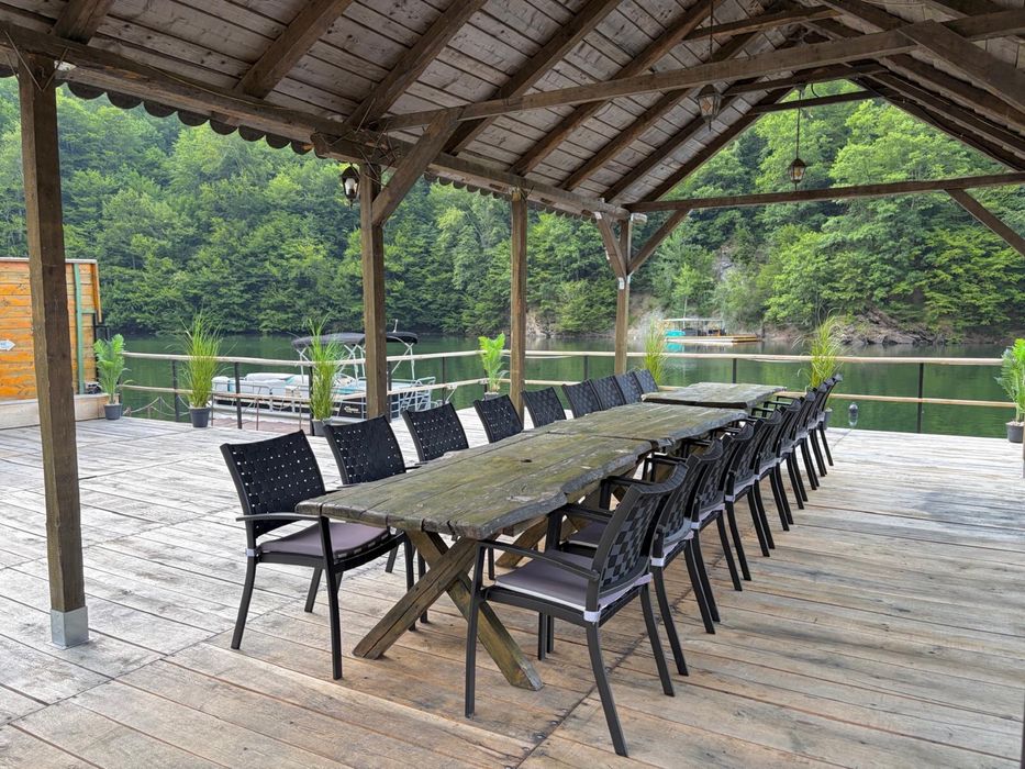 Inchiriez cabana vila cu ponton la lacul Tarnita cluj