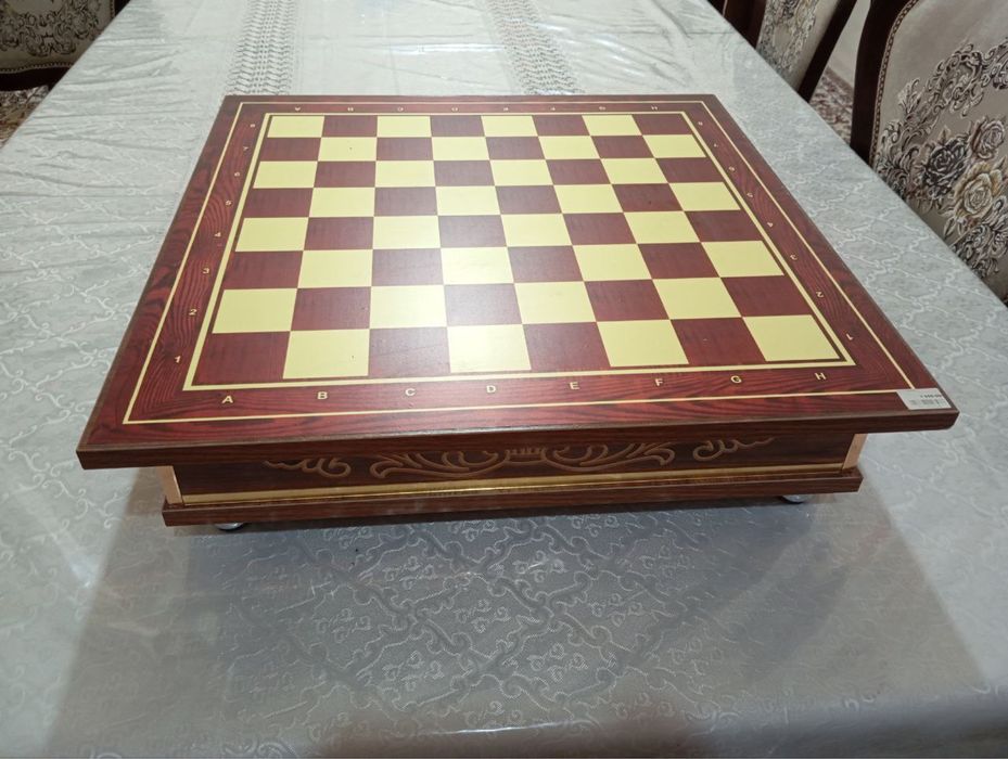 Шахматы с ящиком 54х54 Каспаров фигуры в комплекте высокого качества