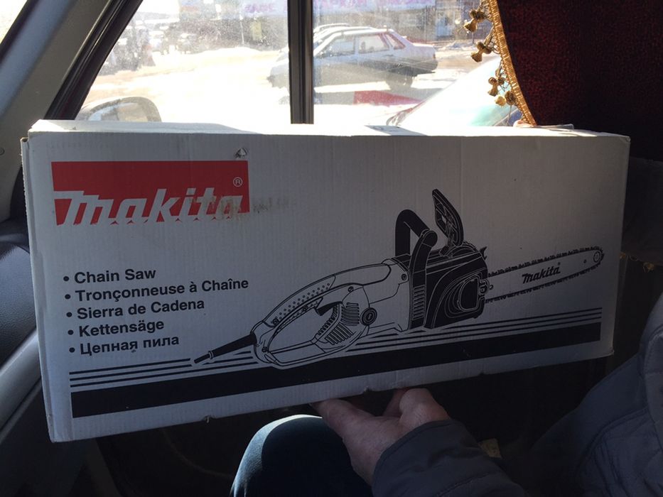 Продам электропилу Макита UC 4530А