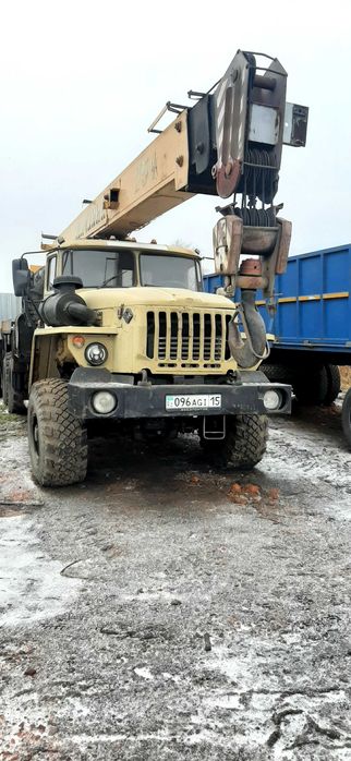 Автокран Урал 25тн