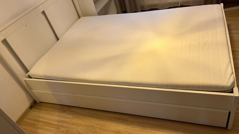 Pat alb cu saltea 120x200cm