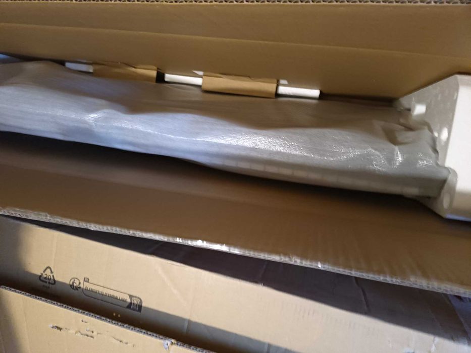 Yamaha PSR-EW425 cu 76 Key si Stativ Millenium KS-3000 B NOI