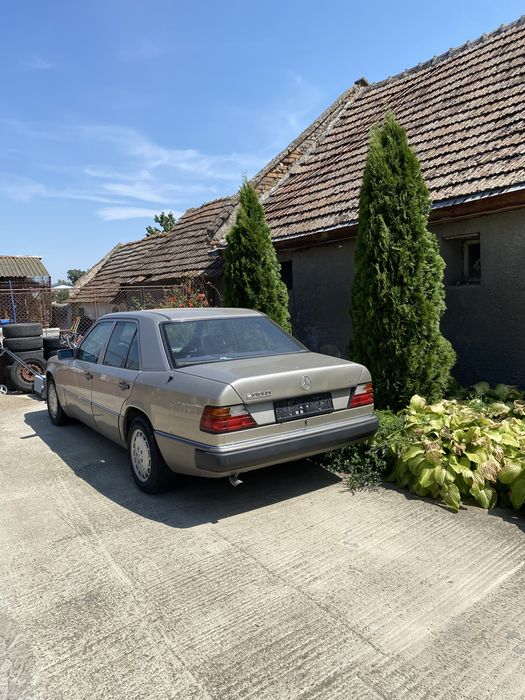 MERCEDES-BENZ E-Class 1991 — imagine 2