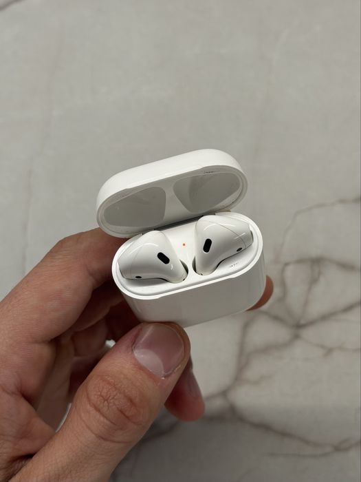 Apple AirPods 1st Gen