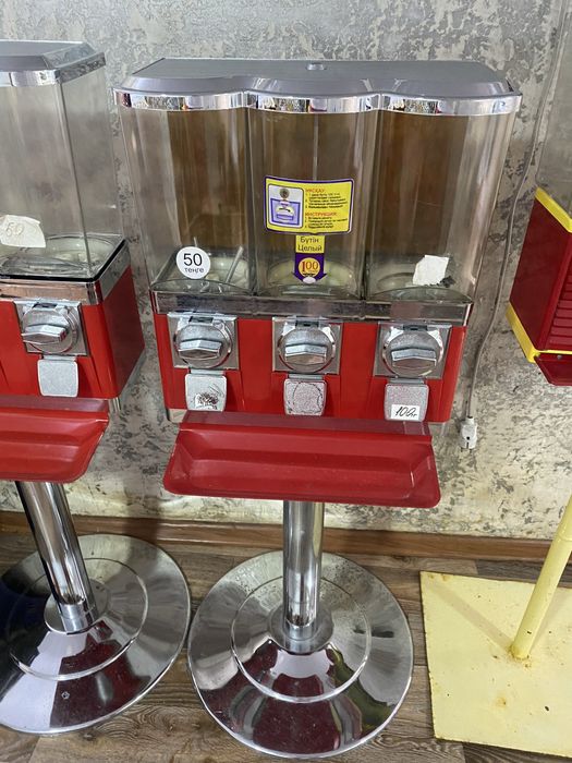 Вендинговый аппарат жвачка