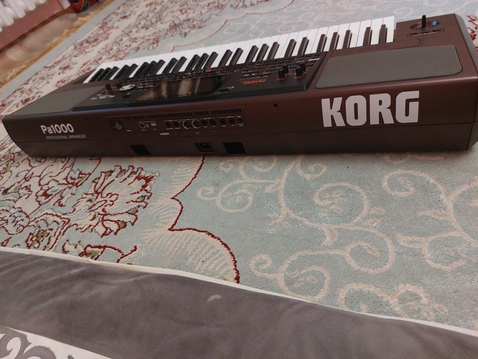 Korg PA-1000 синтезатор