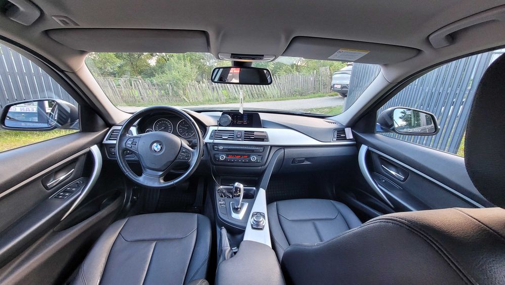 Vand BMW 318d Automat 2012