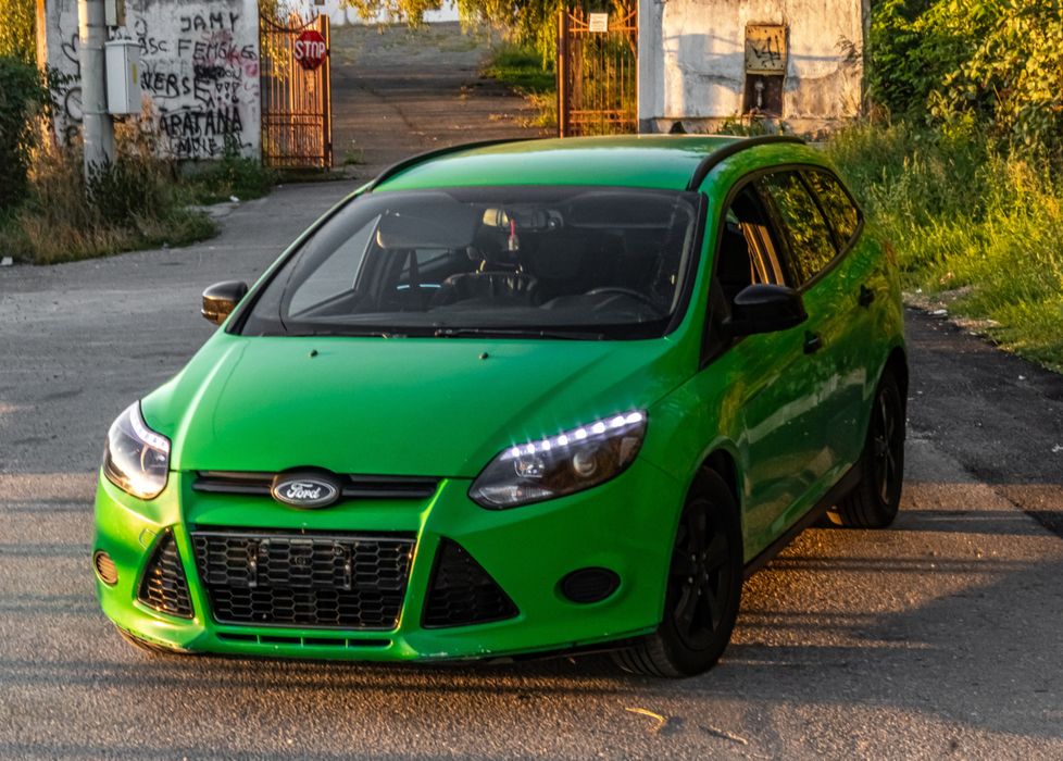 FORD Focus 2011 — imagine 2