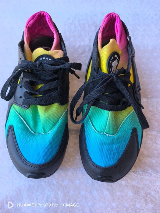 Дамски маратонки nike huarache номер 37 стелка 23,5см