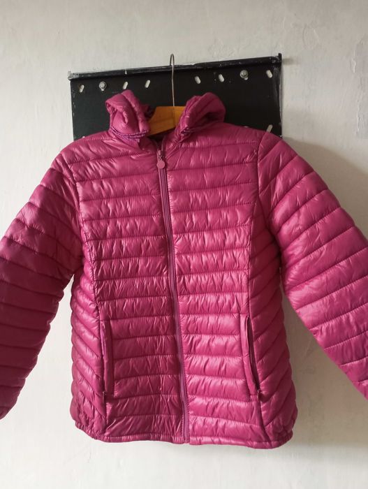 Продам детские куртки для девочки