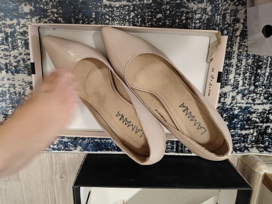 Туфли Lamania 37 размер новый