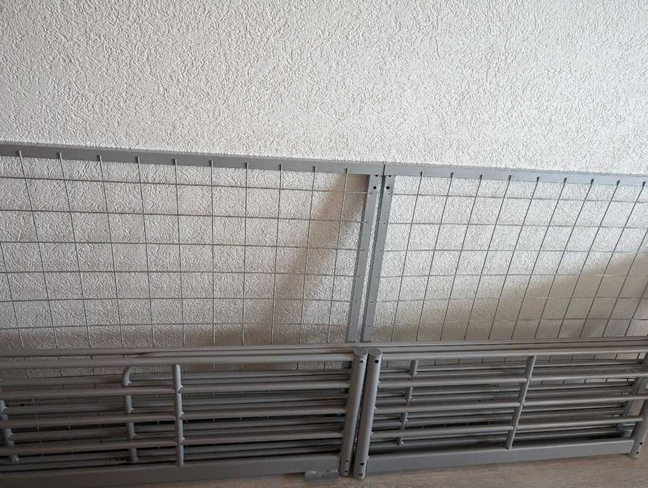 Pat supraetajat din metal IKEA model Svarta