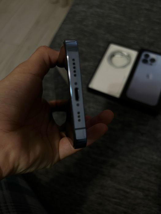 Телефон айфон 13 про