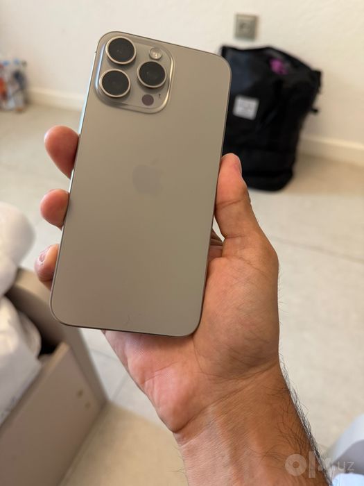 Iphone 15 pro max 256 идеал