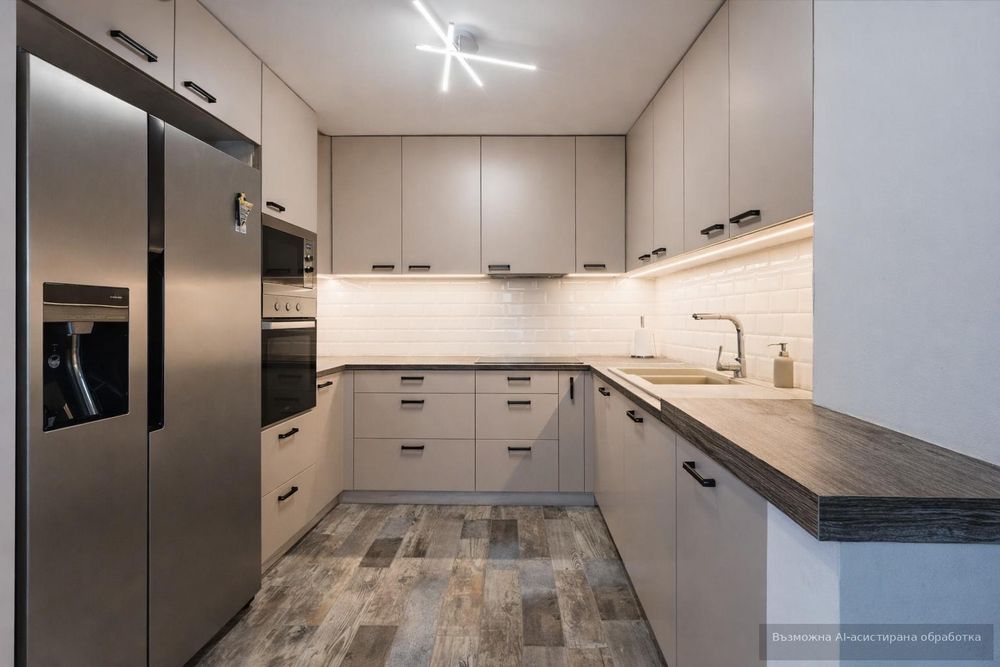 Дава се под наем Къща в с. Здравец, Област Варна - 420 кв.м за 2100 € - Снимка #2